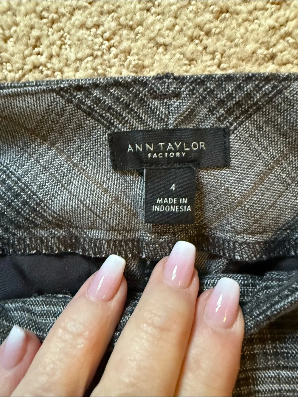 Ann Taylor Factory Gray Plaid Ankle Pants